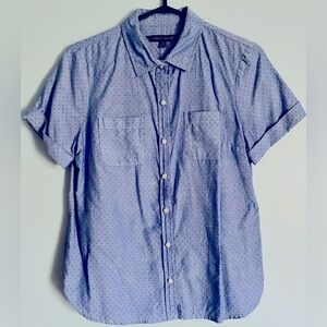 ☘️ Tommy Hilfiger Button-Up Shirt